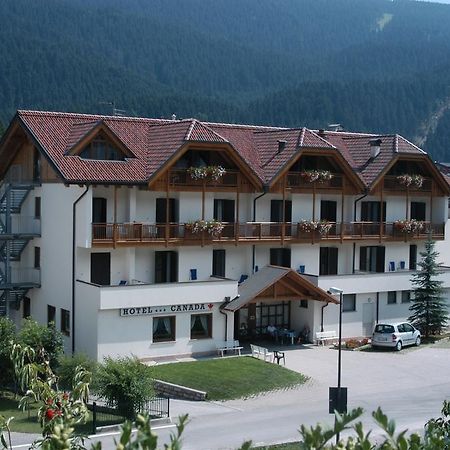 Hotel Canada Андало Екстер'єр фото